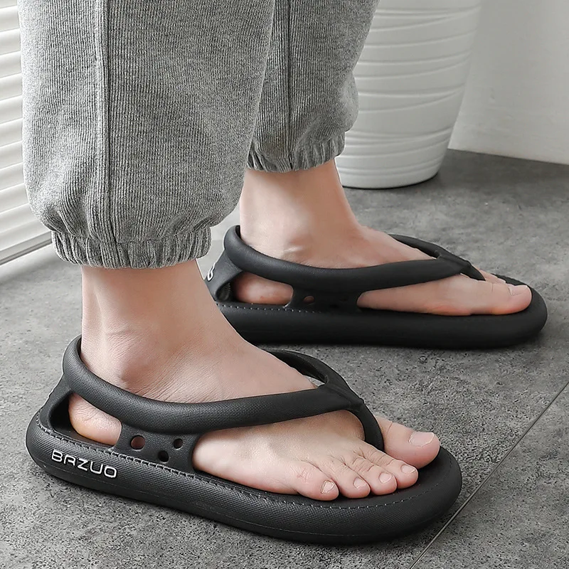 Man Non-slip Flip Flops Hollow Out Slippers Thick Platform Women Shoes Summer Outdoor House Couples Bathroom Soft Slippers Flats summer sandals
