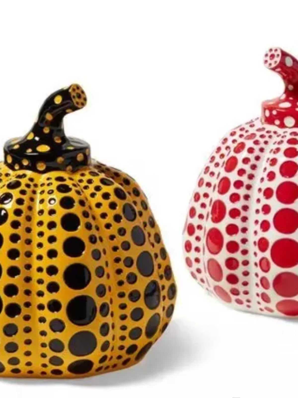 Kusama Yayoi Pumpkin Statue Japanese Art Wave Point Pumpkin Sculpture Morden Resin Crafts Office Home Interior Decor