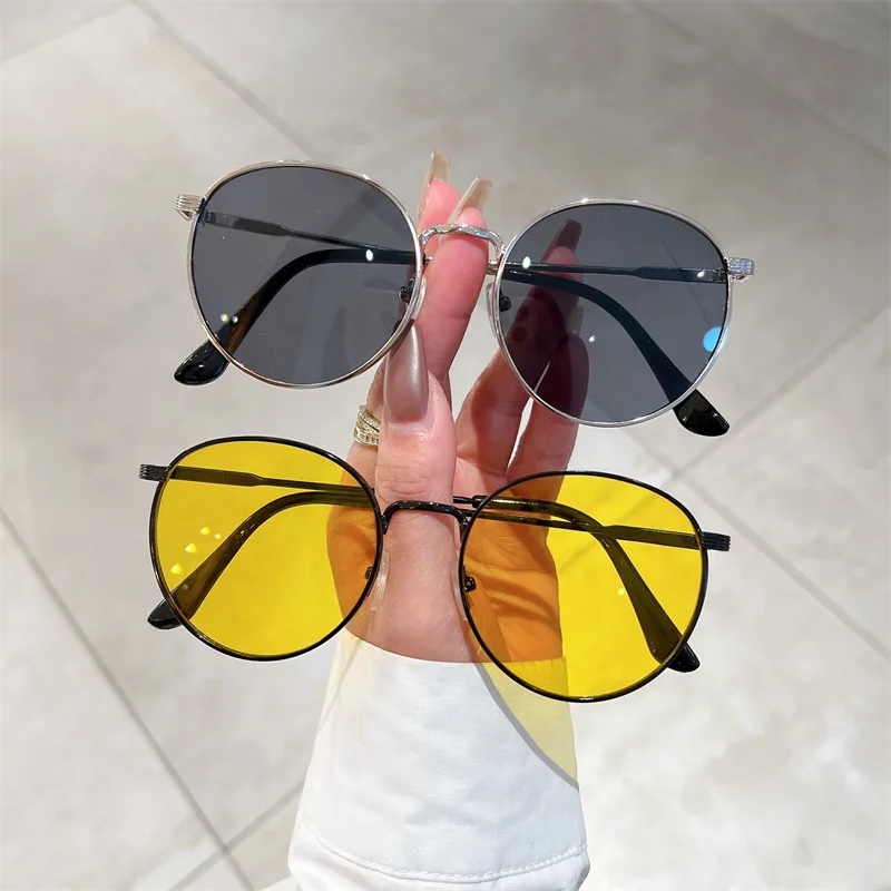 2026 Metallrahmen Runde Sonnenbrille Damen Mode Kleine Mehrfarbige Sonnenbrillen Damen UV400 Trendige Punk Herren Brillen – Detail 2