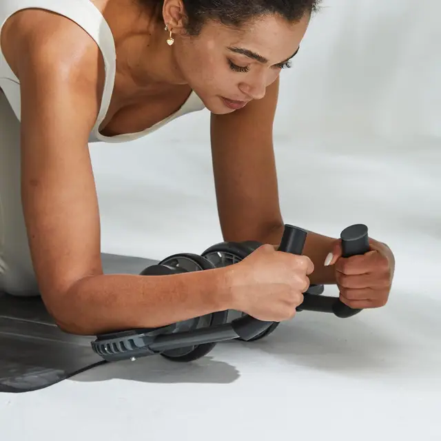 Ab Roller with Support 3