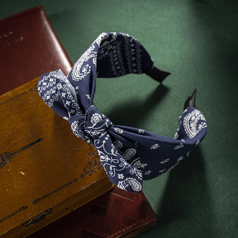 Bow-blue