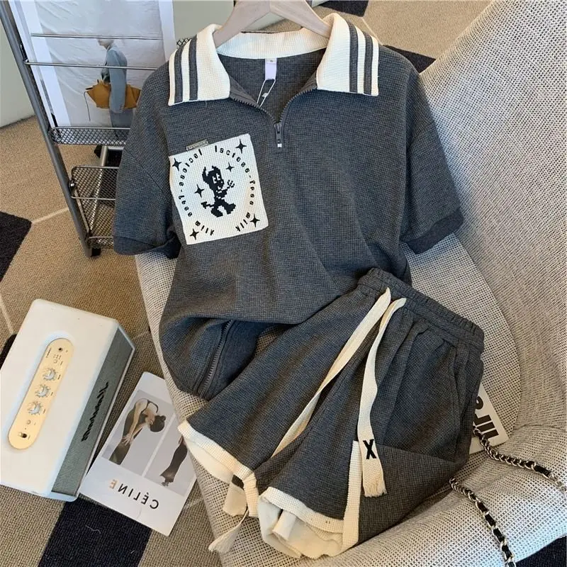 2023 Women Print Two Piece Sets Y2k Short Sleeve Tshirts + Shorts Set New Sports Style Casual Fashion Baggy Ladies Summer Suits