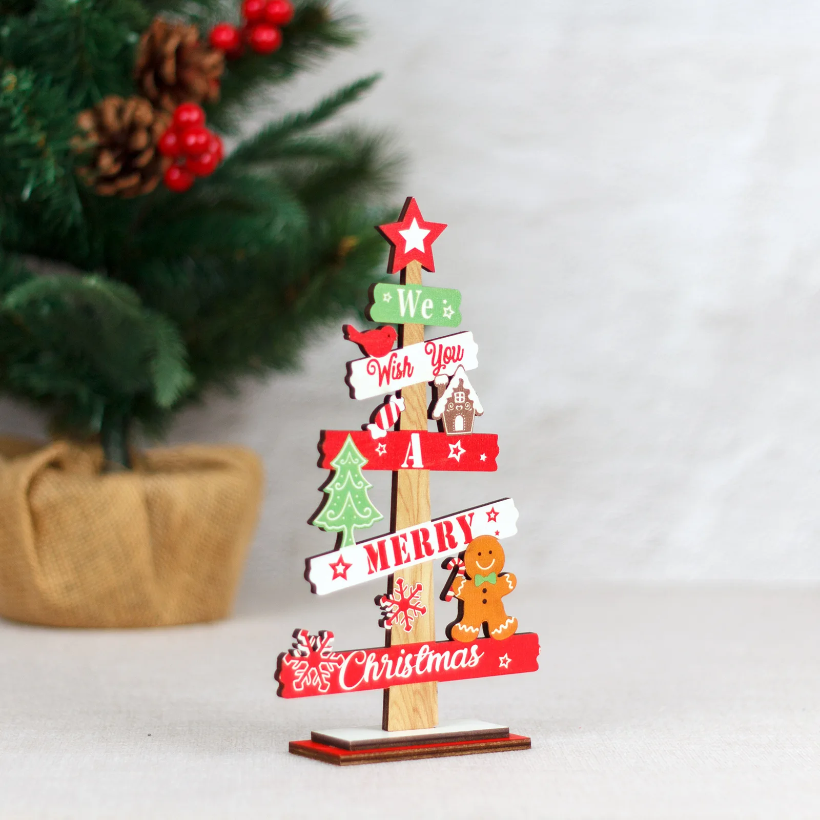 thumbnail image 1 of Árbol de Navidad de escritorio Hombre de jengibre Decoración de bricolaje Letreros de Navidad de madera Placa 2025 Regalos de fiesta de Año Nuevo Decoración de Navidad, 1 of 5