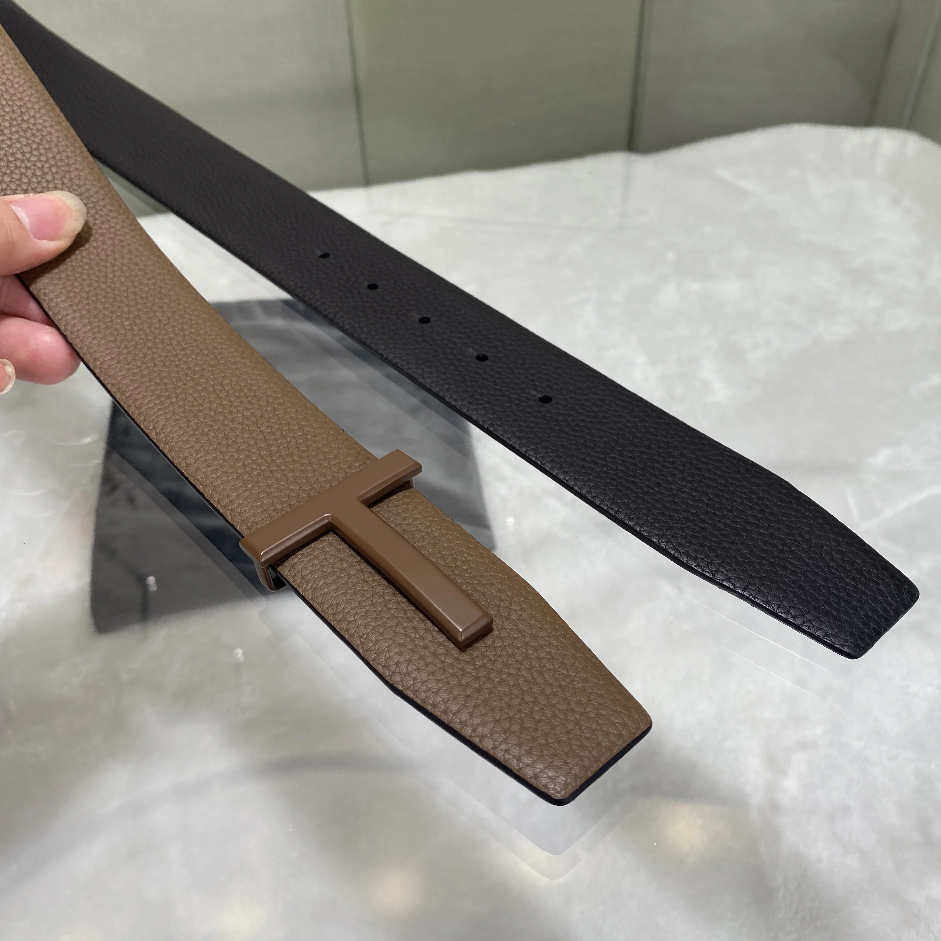 Men leather belt brass T buckle