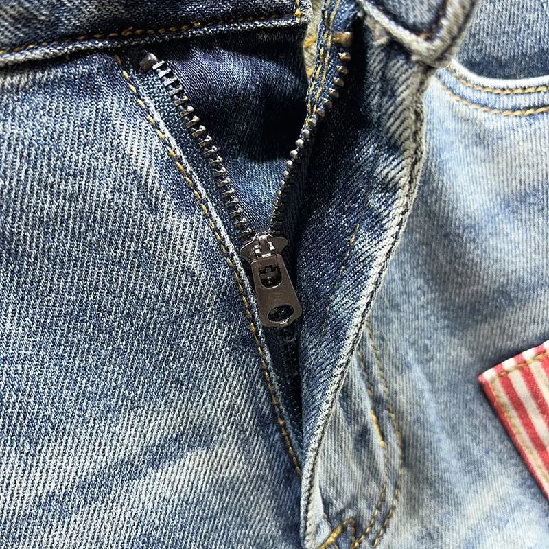 Denim Shorts Men - Slim Fit Knee Length Casual Summer Pants With Trendy Patch