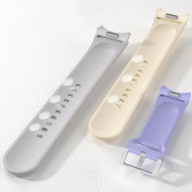 Quick-Fit Silicone Strap - Versatile Smartwatch Band 20mm