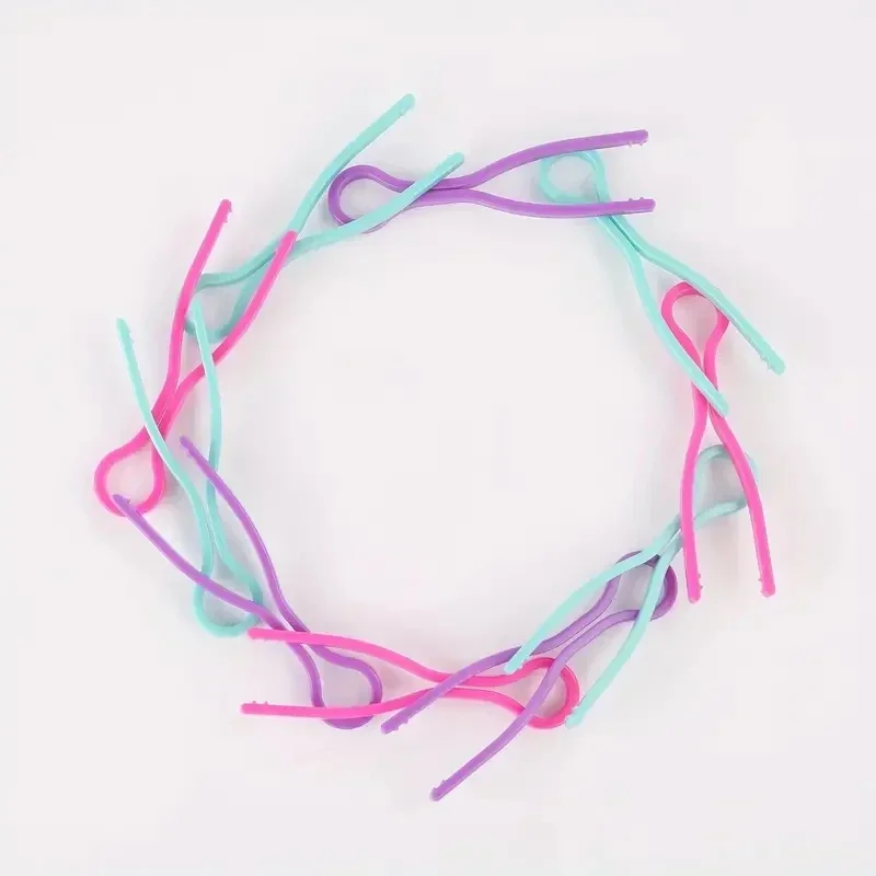 10/30/50pcs Mixed Color Plastic Bobbin Clips Clamp Thread Spools Clips Sewing Accessories 4