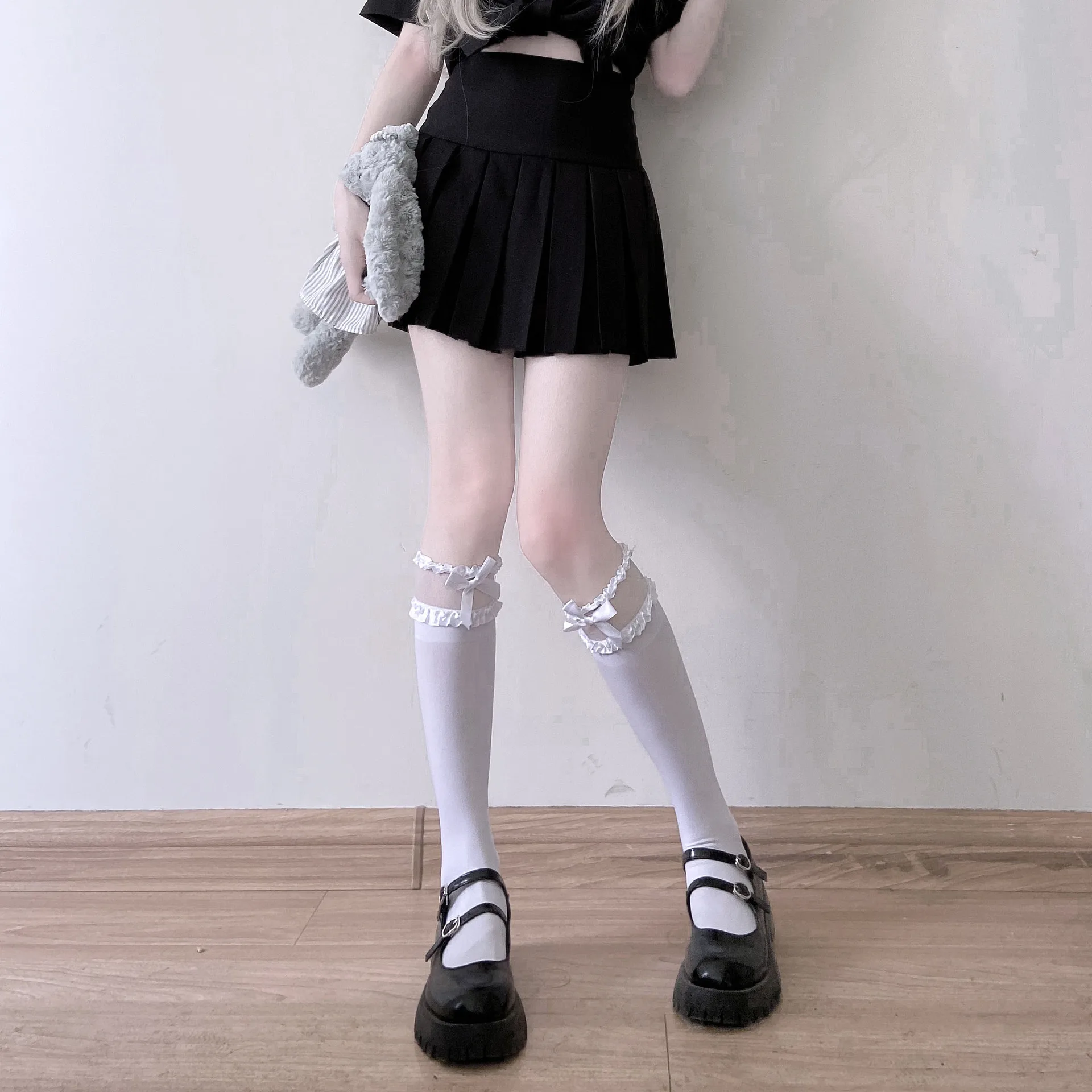 25