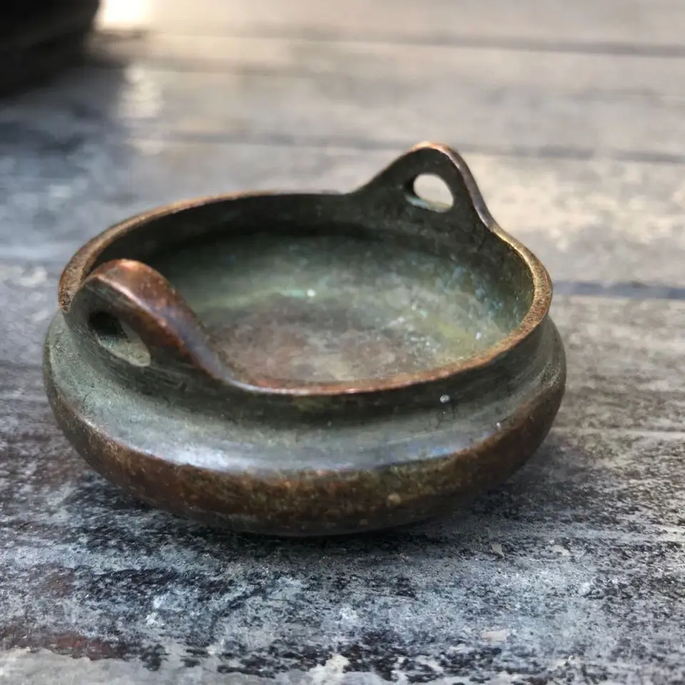 

Медная маленькая курильница, медная курильница со штативом, курильница для Кабинета