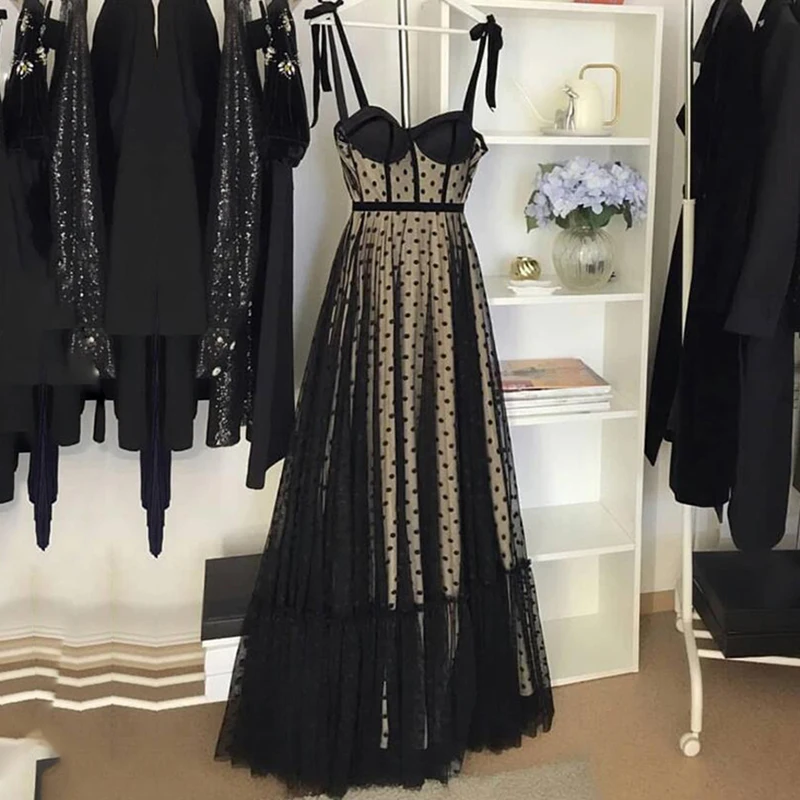 

2024 Sweetheart Spaghetti Strap Polka Dot Black and Champagne Lining Formal Evening Party Gowns Vintage Prom Dresses