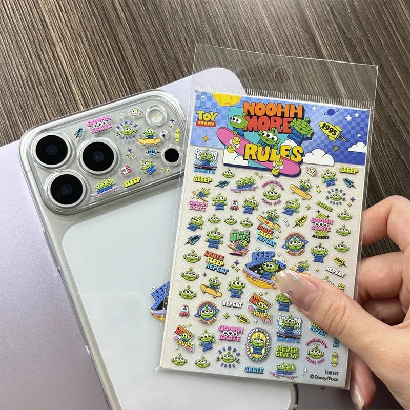 Stickers Coque iPhone Aliens Toy Story Skateboard Fun et Original