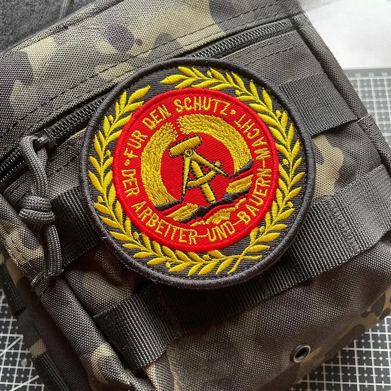 

DDR East Germany Round Tactical Patch Military Armband Retro Embroidery Morale Badge Patches for Backpack Jacket Applique