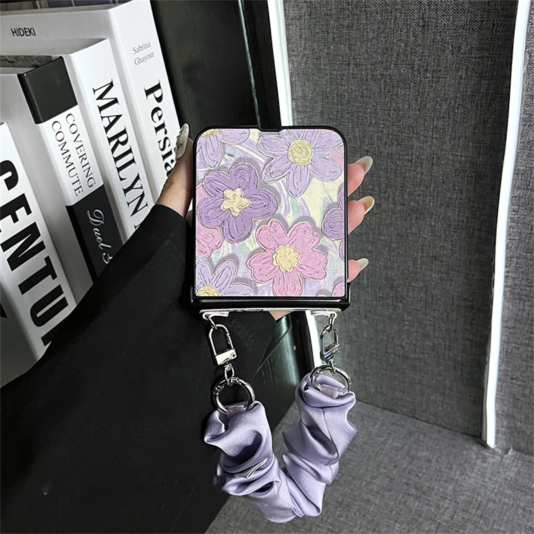 Luxury Korean Oil Painting Purple Flowers Case with Purple Scarf Bracelet