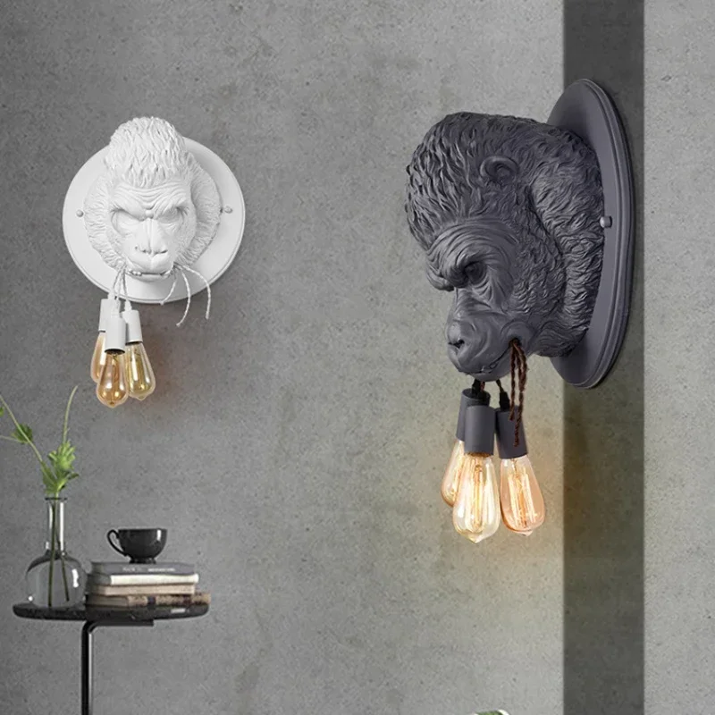 SANDYHA Modern Creative Personalized Resin Gorilla Wall Lamp Retro Animal LED Bedroom Bedside Home Decor Wall Lighting Fixture