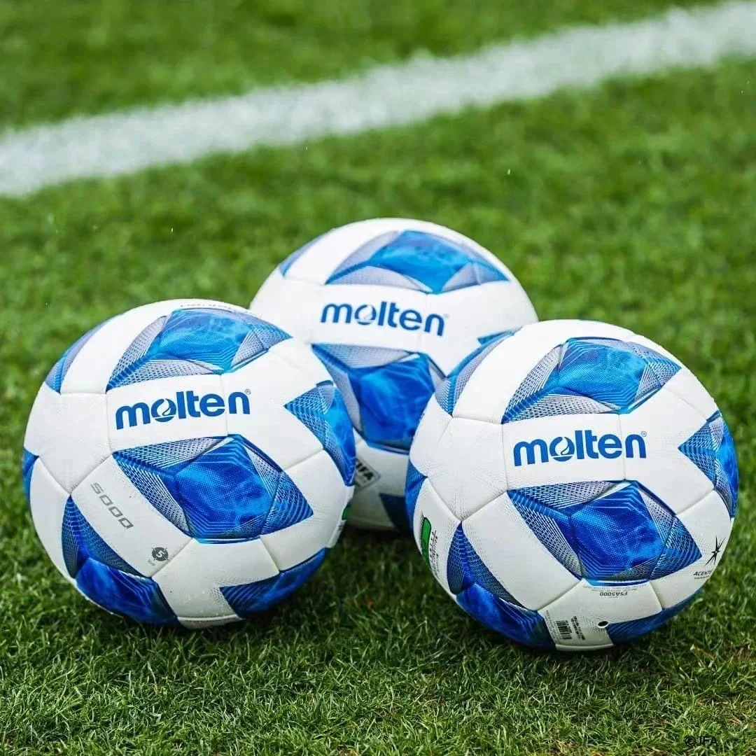 Molten Football Superior Function and Design Ultimate Ball Visibility, for Adults & Kids, 5000 Match Ball FIFA Quality Football