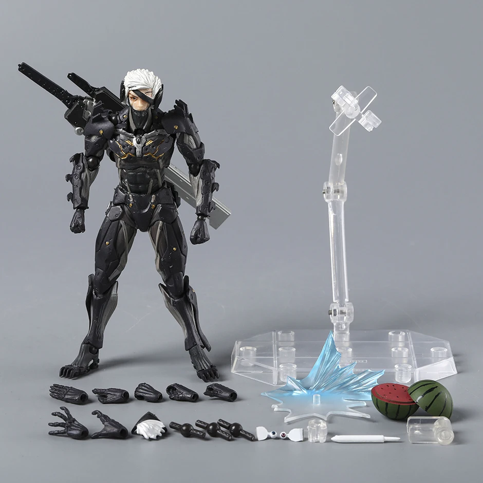 未開封品　REVOLTECH YAMAGUCHI 140 RAIDEN 雷電 Amazon.com: Kaiyodo Revoltech Yamaguchi #140: Metal Gear
