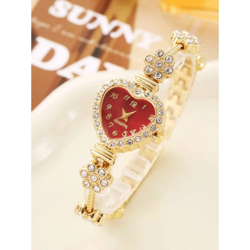 Flower shaped diamond inlaid heart-shaped women's watch, niche fashion, female student bracelet, quartz watch set
