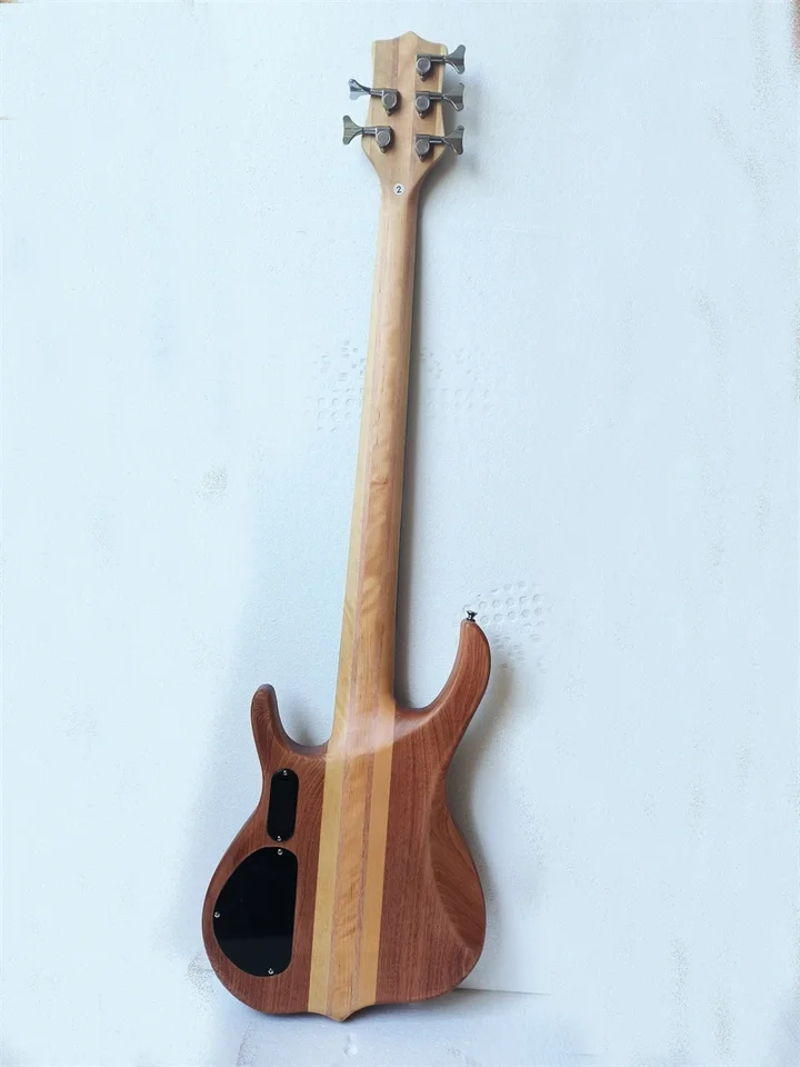 アカイ エレキベースボディ と ネック アカイ エレキベースボディ と ネック アクティブピックアップ