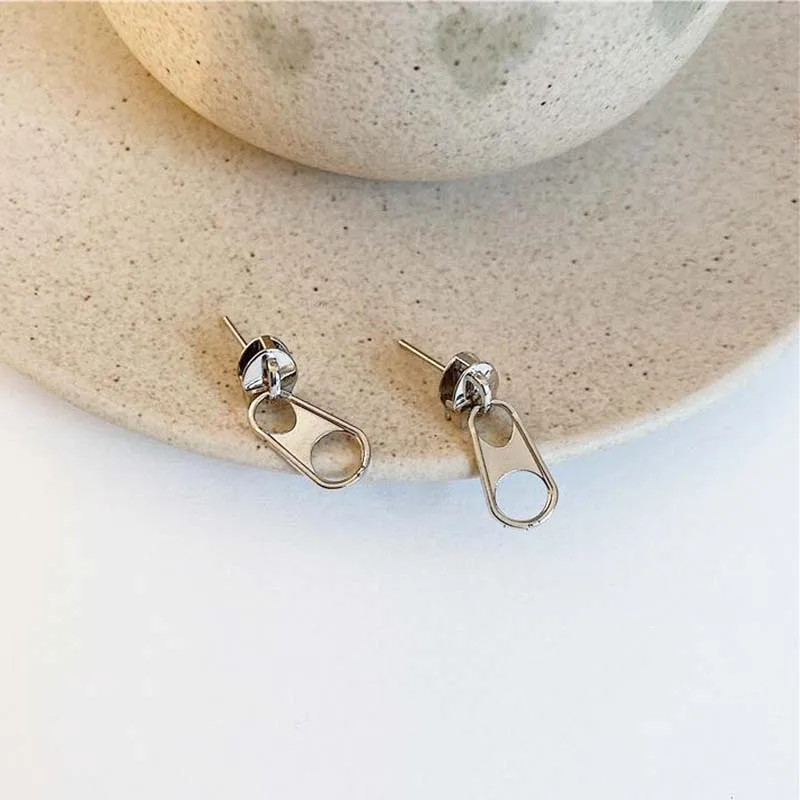 ★2022SS新作★MZUU★Silhouette Void Earrings ☆2022SS新作☆MZUU☆Silhouette Void Earrings (mzuu/ピアス