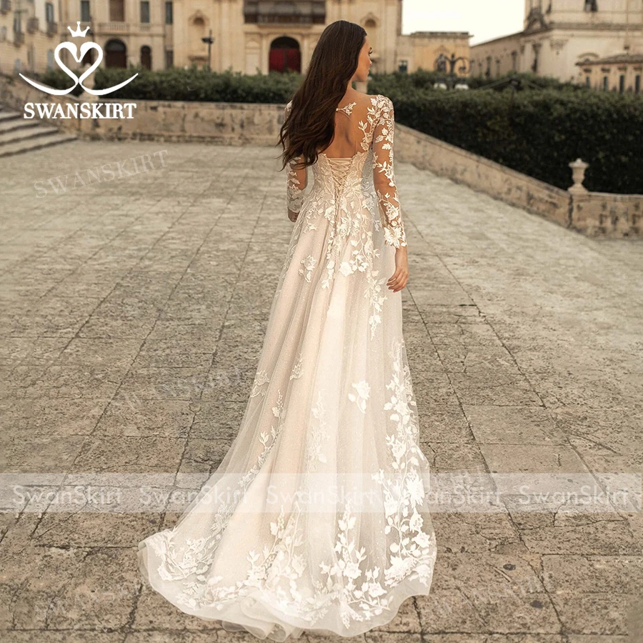 Vintage Long Sleeve Wedding Dress Appliqued A-Line Bride Gown Lace Princess SwanSarah N307 customized Vestido De Novia 2