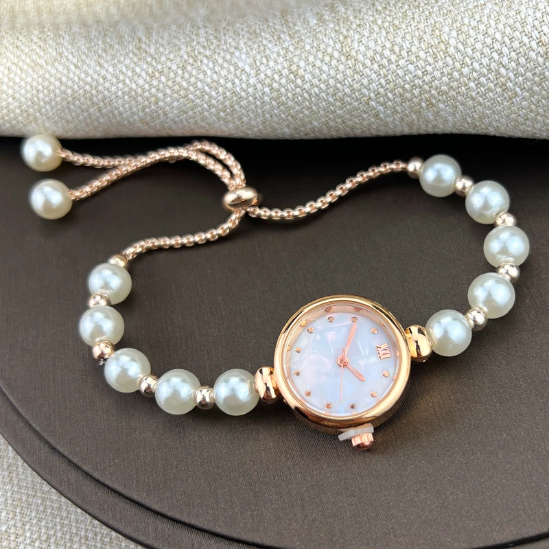 French Romantic Pearl Bracelet Quartz Wristwatch - Elegant and Stylish Handheld Timepiece