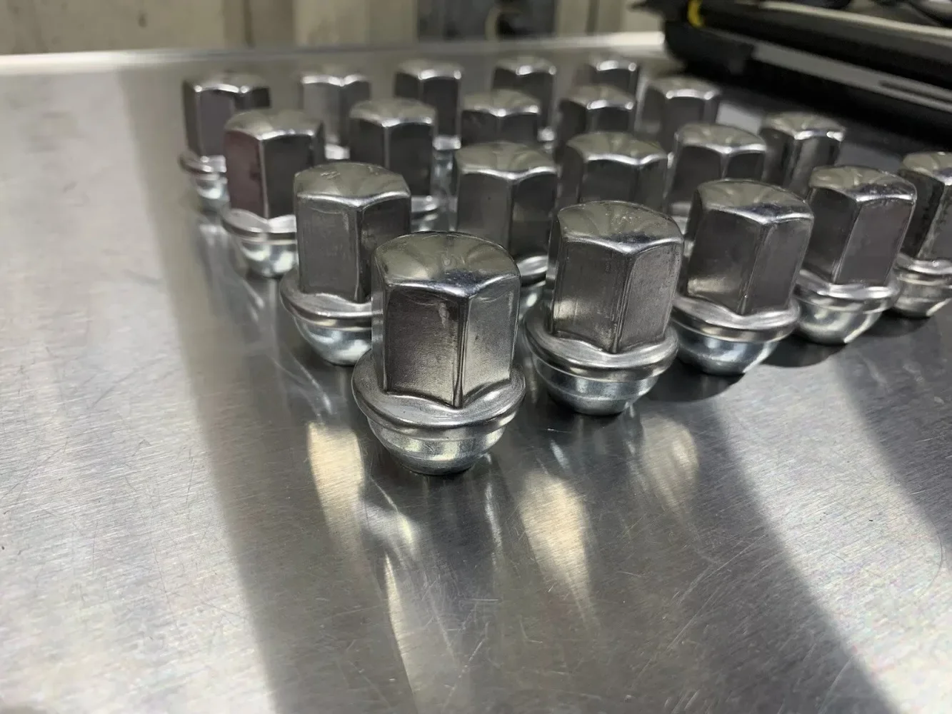 6509422AA Wheel Lug Nut Mopar M14x1.5 For 13-23 Jeep Grand Cherokee Ram 1500,2500,&3500 Dodge Durango Trucks 18-23 JL Jeep