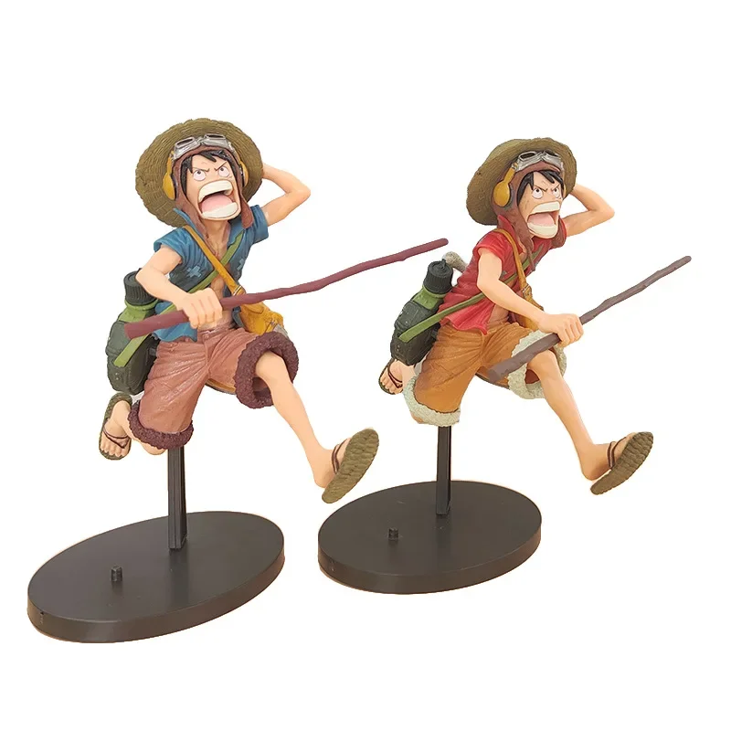 

NE PIECE 19 cm straw hat Run run Flyer model bag old model table top decoration children's toys