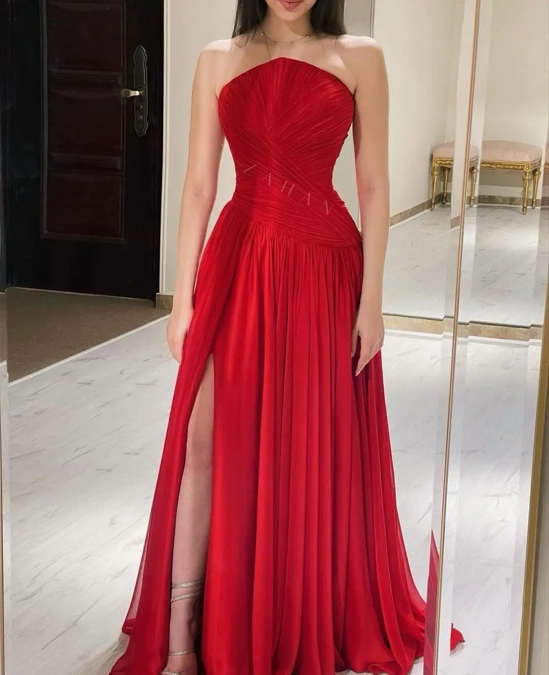 

Red Chiffon Arabia Prom Dresses Sleeveless Floor Length Pleated Side Split Elegant Evening Party Dress for Women 2023 Robes De