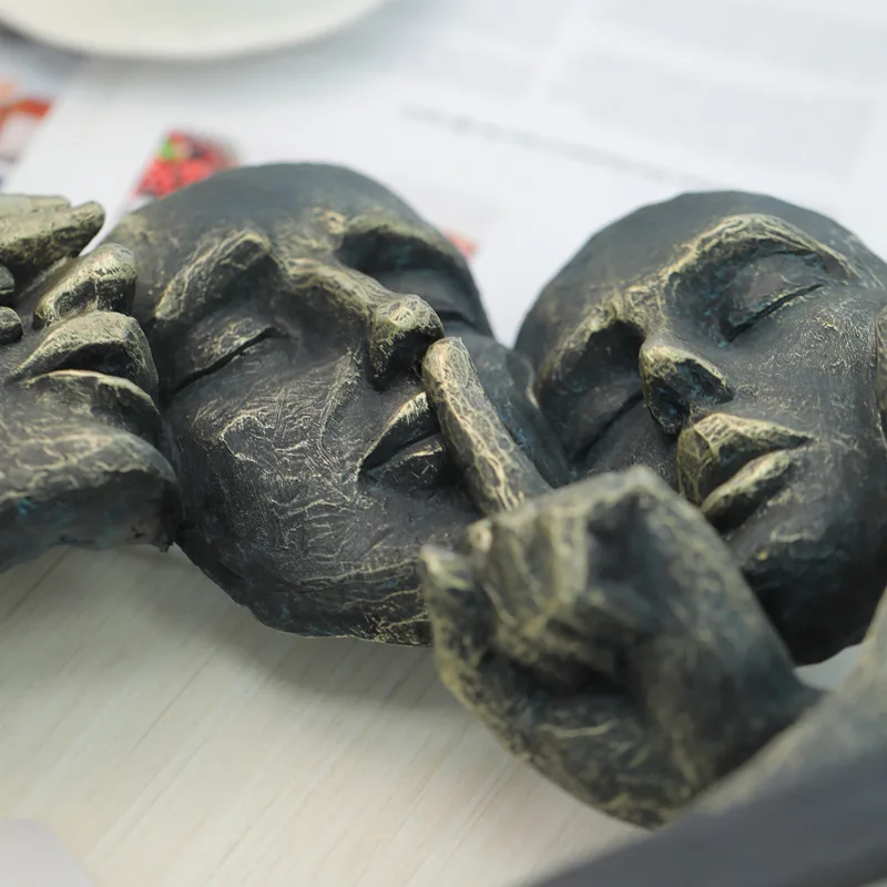 

Creative Three No Face Mask Resin Ornaments Silence Is Gold Office Home Decoration Ornaments Resin Crafts
