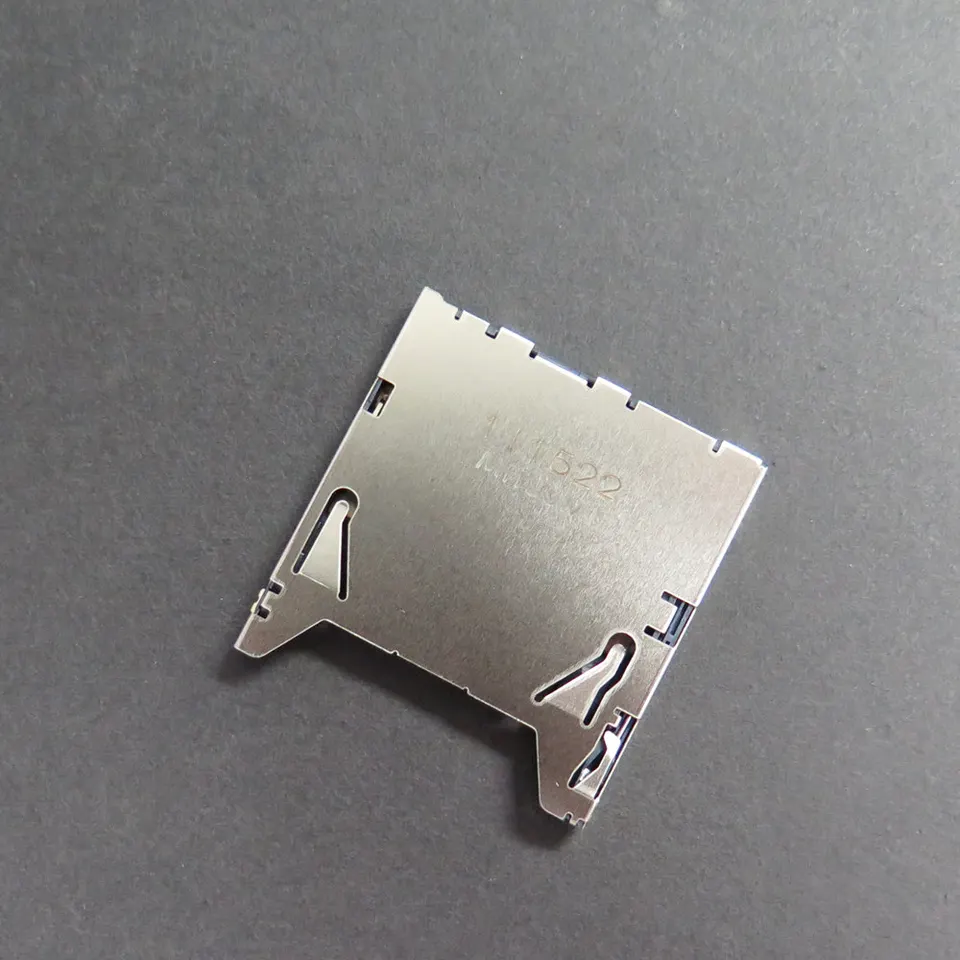 SDVA7弾カード NEW For Nikon D7500 D5500 D5600 SD Memory Card Slot Reader