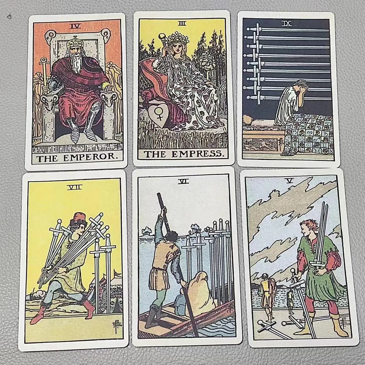 10.3*6cm The Classic Tarot 78 Cards with Guidebook for Beginners 5