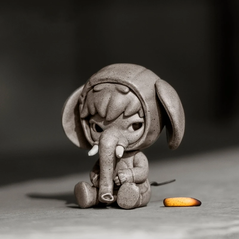 

Kawaii Hirono Elephant In The Chambers Hirono Action Figures Toys Dolls Collection Anime Figures Room Decoation Children's Gifts