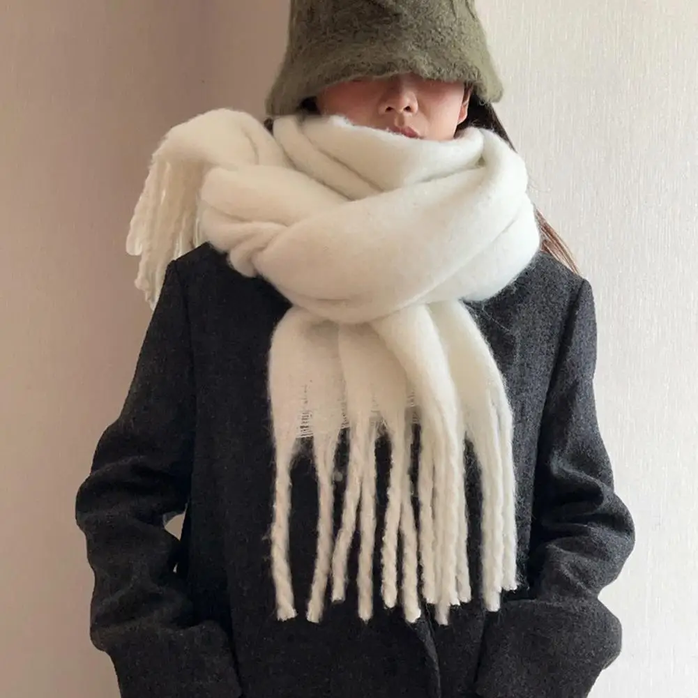 

2024 New Winter Solid Color Mohair Scarf Thickened Warm Fluffy Soft Comfortable Tassel Shawls Women Men Luxury Scarf Shawl
