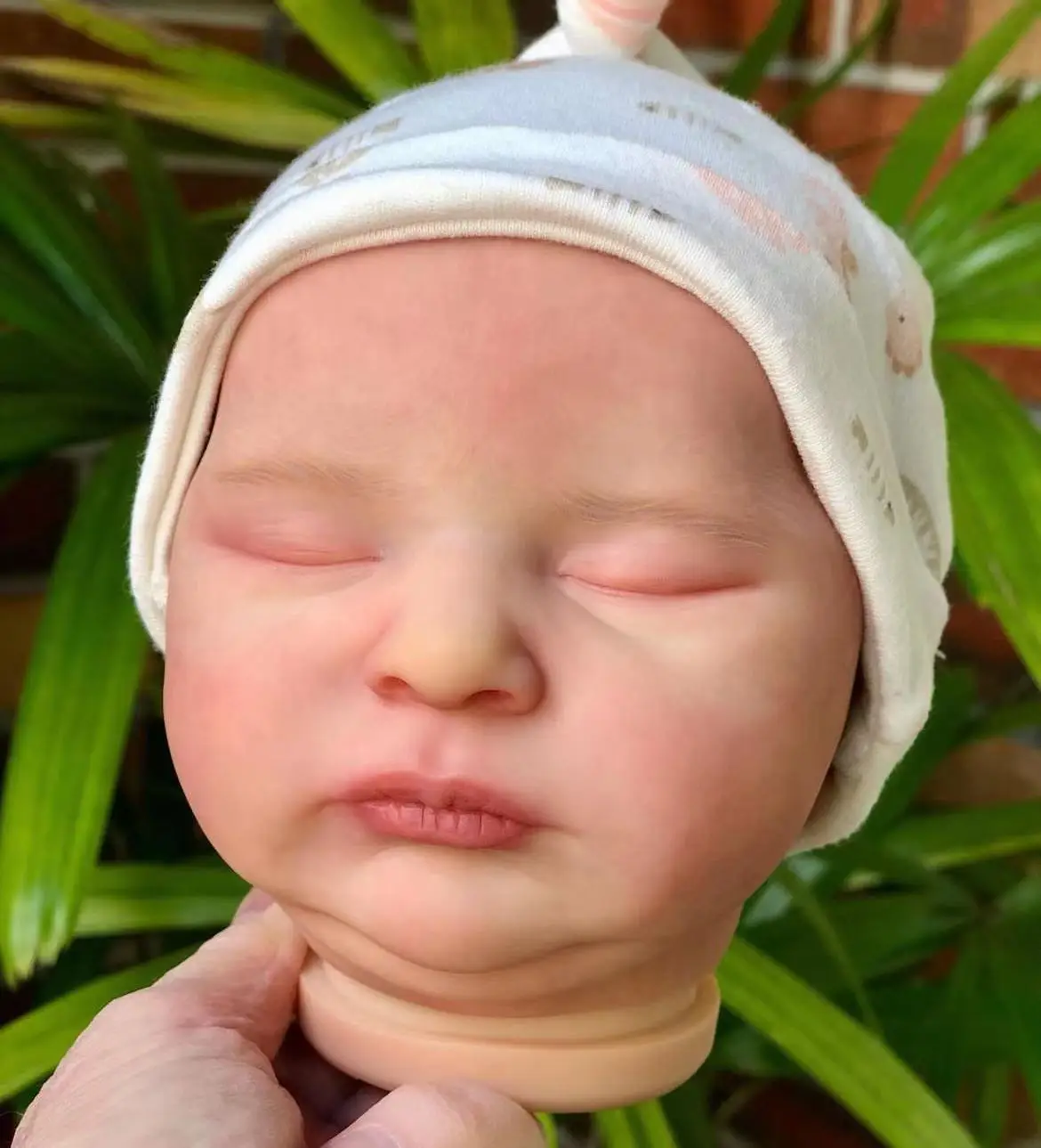 

FBBD Customized Limited Supply 20.5inch Reborn Baby Laura 2versions DIY Part Painted Kit Christmas Gift