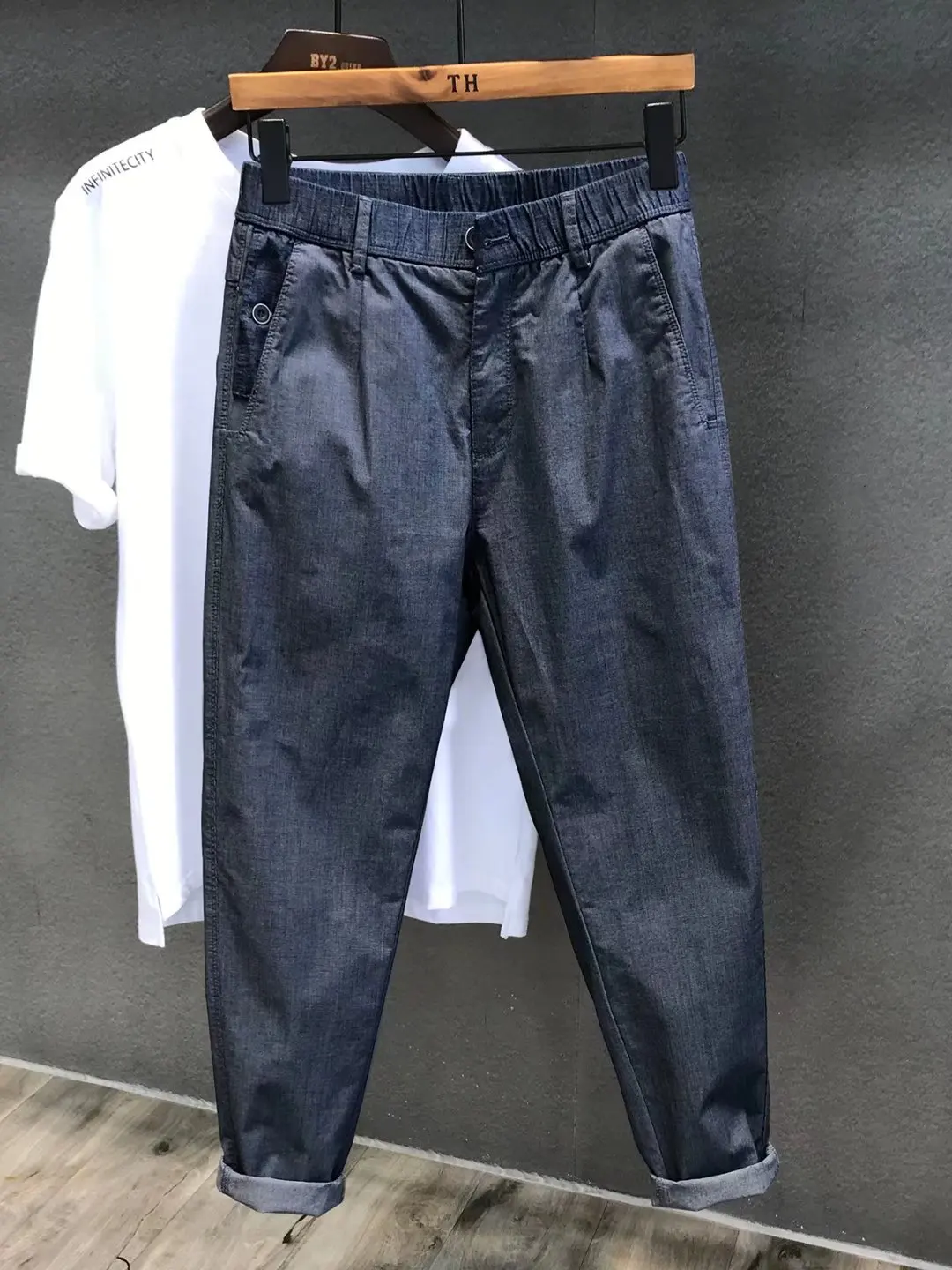 

2024 Washed Korean Fashion Men's Baggy Jeans Elastic Waist Classic Solid Color Straight-leg Denim Wide-leg Pants Trousers B118