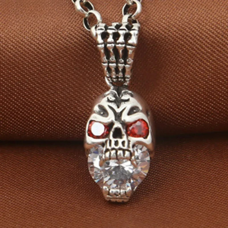 

NEW S925 Sterling Silver Retro Trendy Diamond Set Ghost Claw Skull Head Pendant Men'S And Women'S Free Shipping