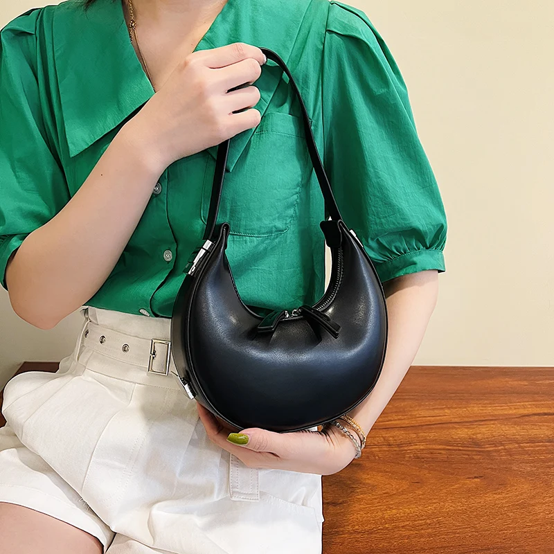 

2022 Fashion Half Moon Crescent Shape Women Bag Luxury Brand Designer Pu Leather Clutch Purse Tote Handbag Vintage Shoulder Bags