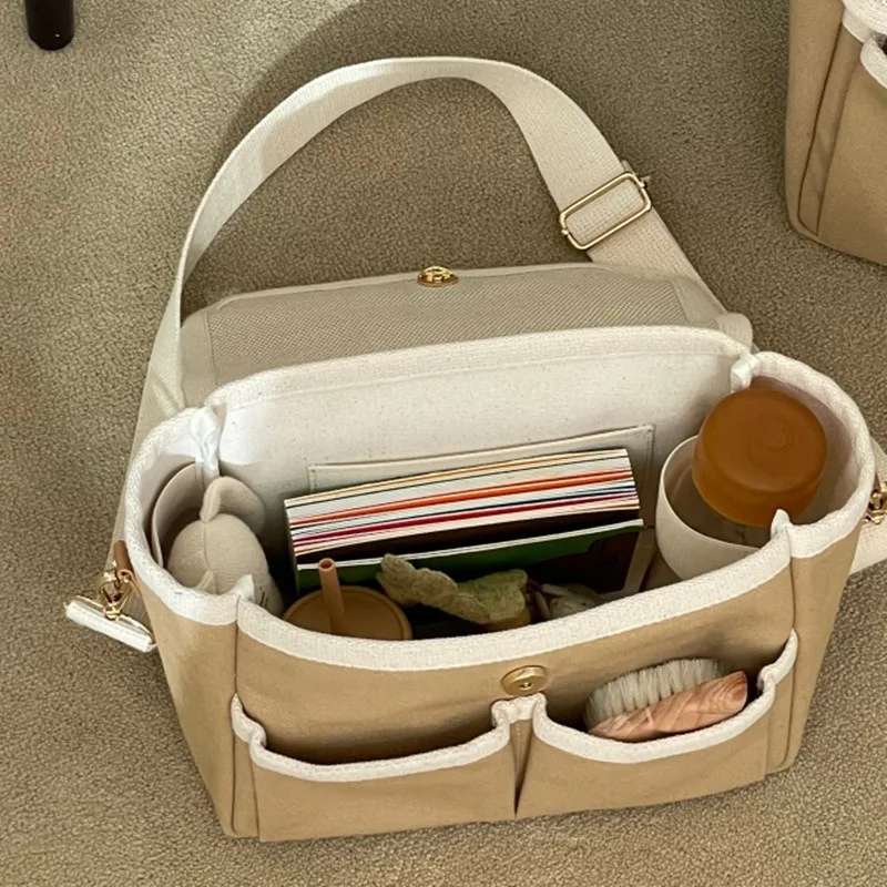 Colored Mommy Handbag with Large Capacity Minimalist Outgoing Style Lightweight Diagonal Straddle Maternal Infant Bag 2024 5