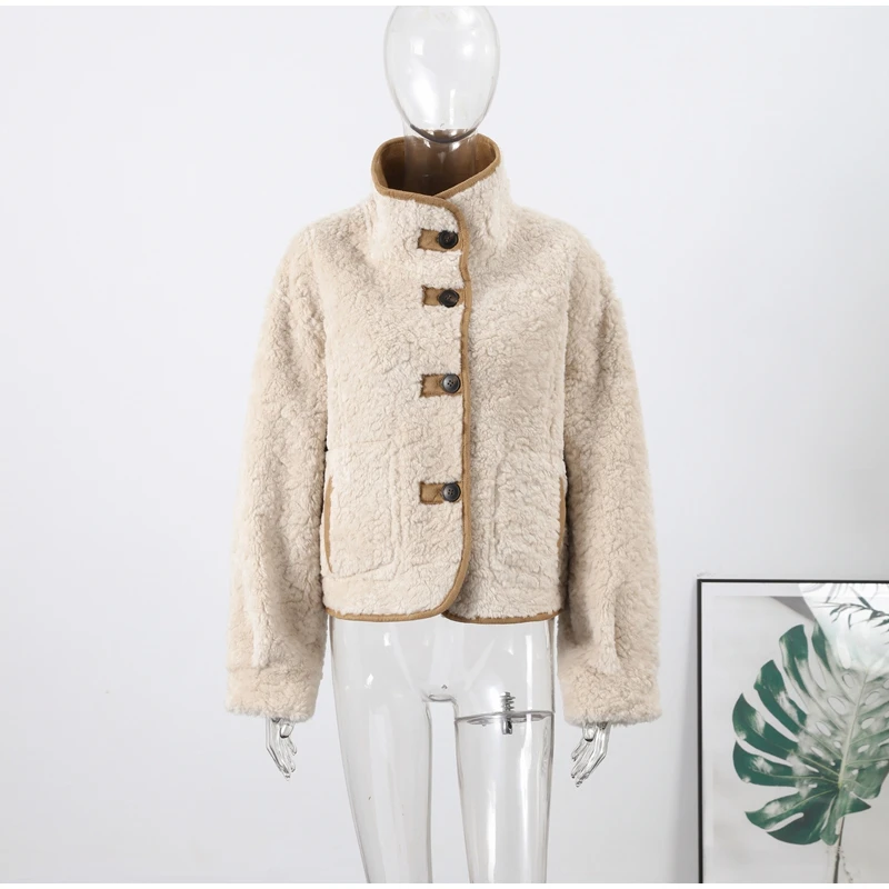 Wende-Lammfelljacke für Damen, Beige, Braun, zweiseitig, Stehkragen, Knopfverschluss, Taschenmantel, 2022, Herbst, Damen-Freizeitkleidung – Detail 4