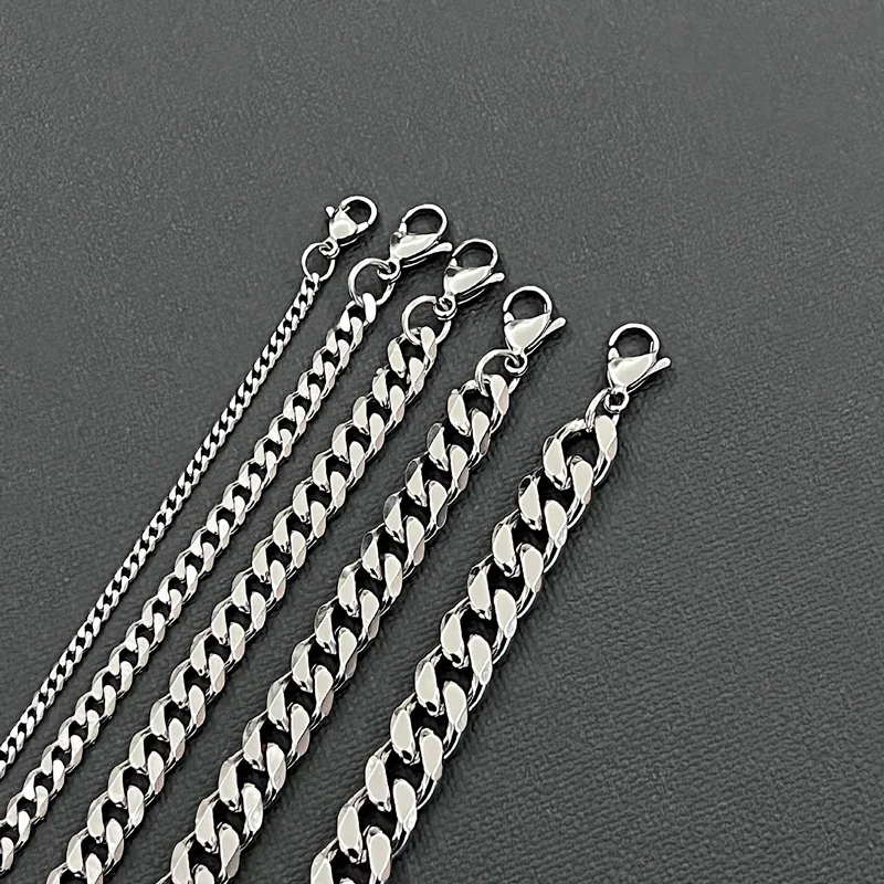 Black 'Polo G' Necklace 24 Cuban Link (Long)