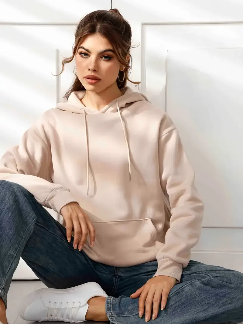 Рисунок 5 - Простой тренд, свитер с капюшоном с принтом бабочки