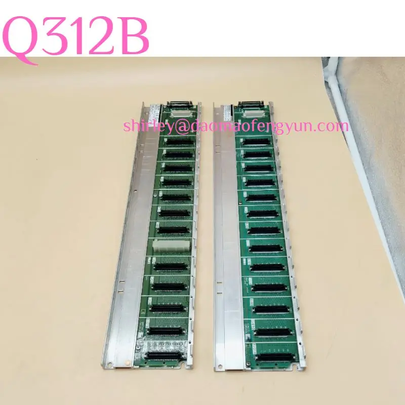 

Used Q312B Q-series PLC base plate
