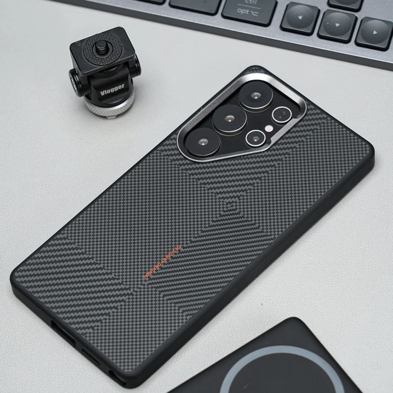 Magnetic Alloy Lens Phone Case with Carbon Fibre Texture and Wireless Charging Compatibility