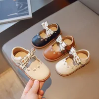 Girls' princess shoes 2024 spring new soft soled non-slip baby leather shoes for young children breathable with bow shoes 1