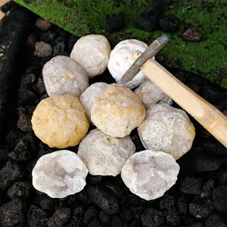 Natural Agate Geode: Raw Crystal Energy Healing Stone Cluster - 100-170g (1pc)