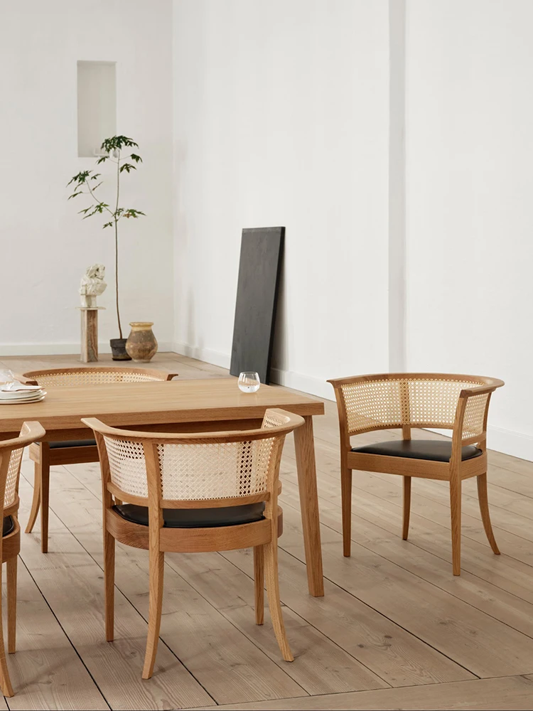

Vine Weaving Dining Chairs, Hotels, Leisure Chairs, Nordic Designers, White Wax Wood Vine Art Chairs, Household Medieval Chairs