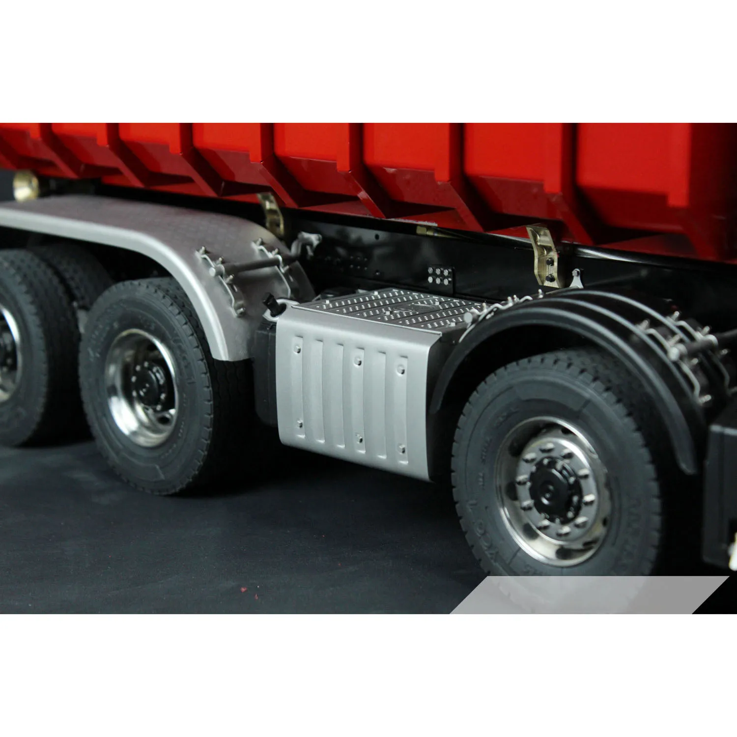 Toys 8x8 1/14 Hydraulic RC Dumper Tipper Car Metal Radio Control Full Dump Trucks 3-speed Transmission Painted Finished Cars 4