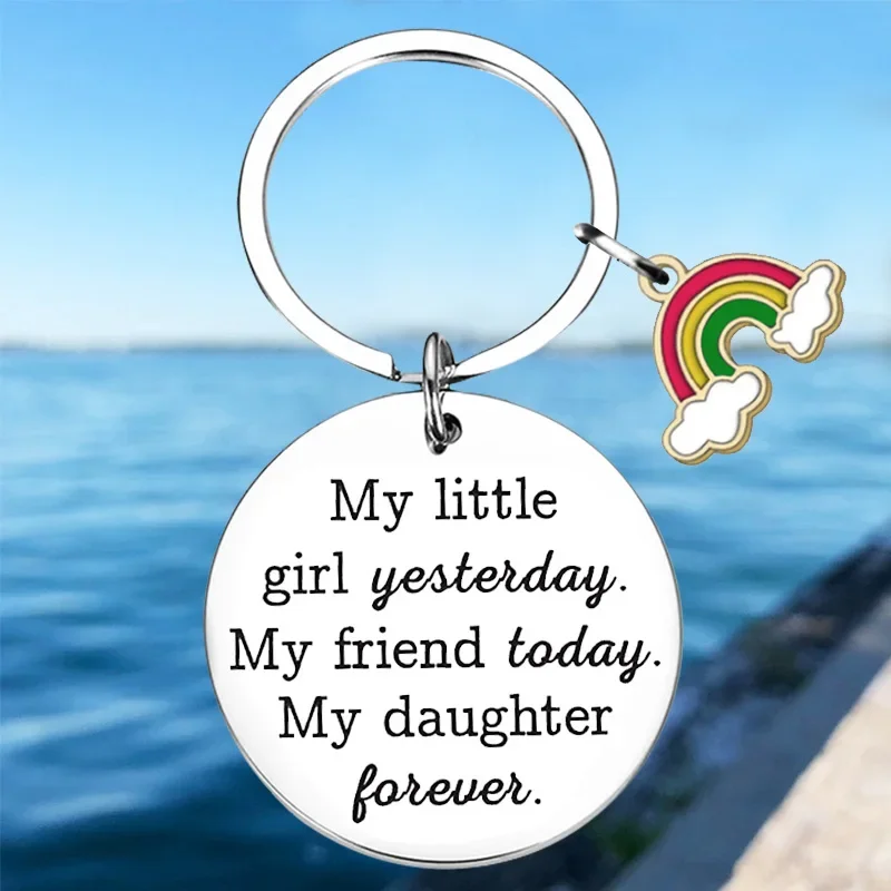 

Hot Daughter Gift Keychain Pendant Bride Daughter Little Girl Birthday Wedding Key Chain Daughter Graduation Christmas gift