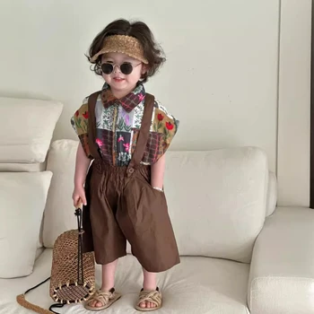 Set di Abbigliamento Estivo per Bambini, Nuova Versione Coreana, Elegante Completo Retrò per Ragazzi con Top e Salopette, Trendy Set Due Pezzi per Neonati