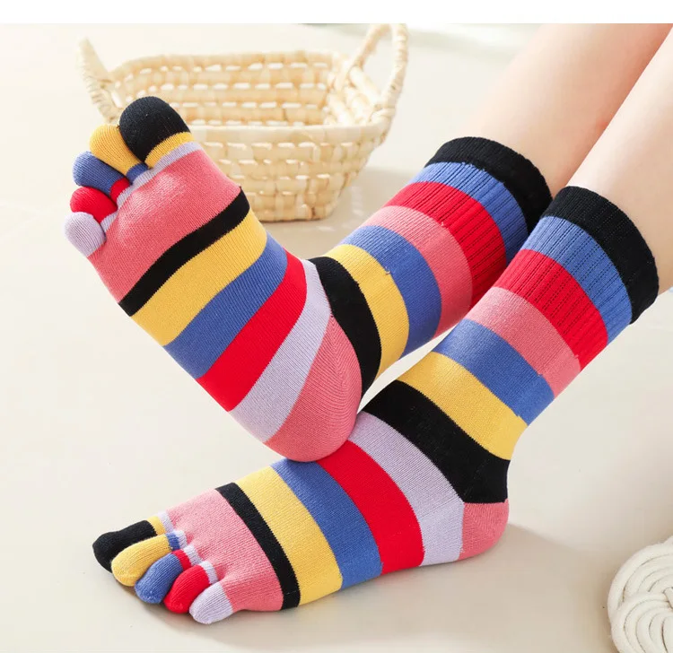 5 paare/los Regenbogen gestreift fünf Finger Frauen Socken Kawaii niedlichen Split-Toe atmungsaktive Mädchen Rohr Socken Harajuku Zehen socken – Detail 13